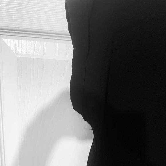 Cute black chiffon top. Size medium - Picture 7 of 9